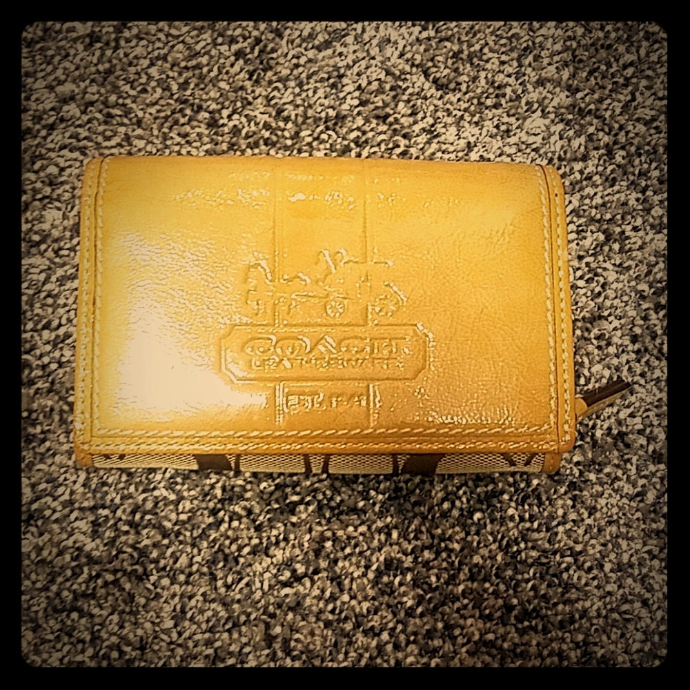 coach wallet